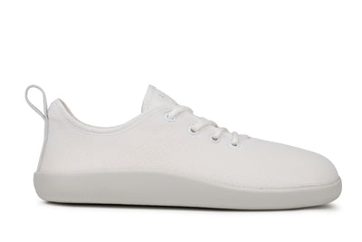 Women's Flow Comfort white sneakers